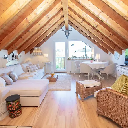 Familienferienwohnung Buggi-naeschtli Διαμέρισμα *