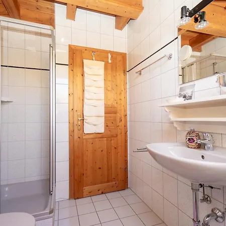 Apartamento Familienferienwohnung Buggi-naeschtli