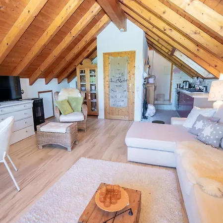 Familienferienwohnung Buggi-naeschtli Διαμέρισμα *